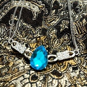 New Paparazzi Blue and Silver Rhinestone necklace